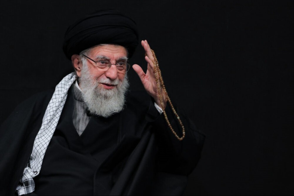 حزب الله يدعو إلى تجمّع جماهيري في صور الثلاثاء تعظيمًا لشهادة الإمام الخامنئي