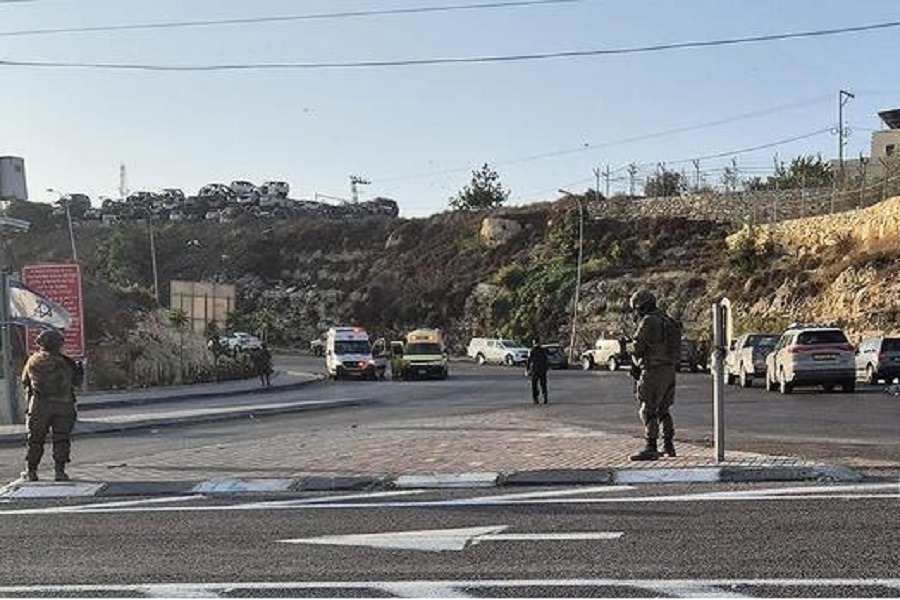 إصابة 6 جنود صهاينة بجروح بينهم اثنان بحالة حرجة في عملية فدائية قرب الخليل 