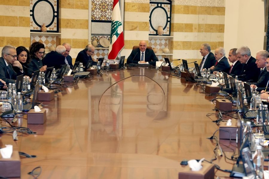 مجلس الوزراء ملتئم في بعبدا يبحث خطة 