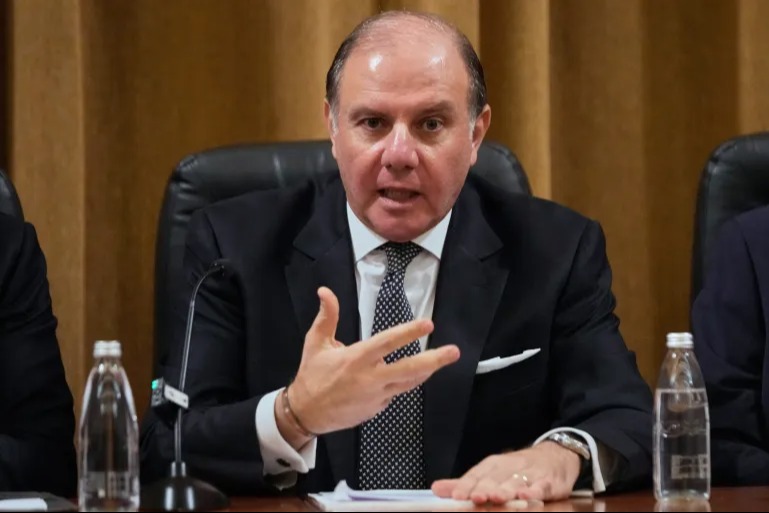 حاكم مصرف لبنان: اتخذنا إجراءات قانونيّة وقضائية ضد من أساء استعمال أموال المصرف