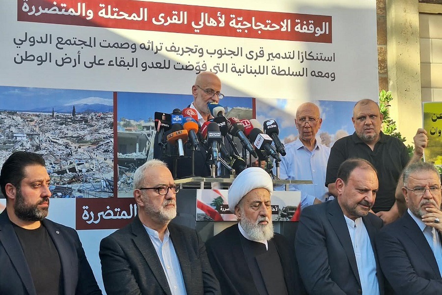 بالصور| وقفة احتجاجية لأهالي القرى المحتلة والمتضررة