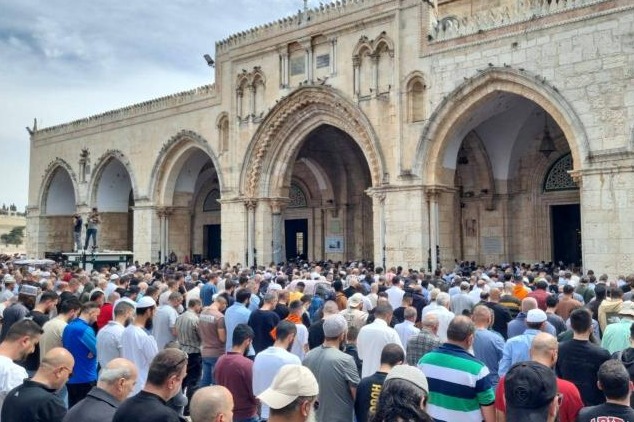 الجمعة الأخيرة من رمضان.. دعوات لشدّ الرحال والرباط عند أبواب الأقصى