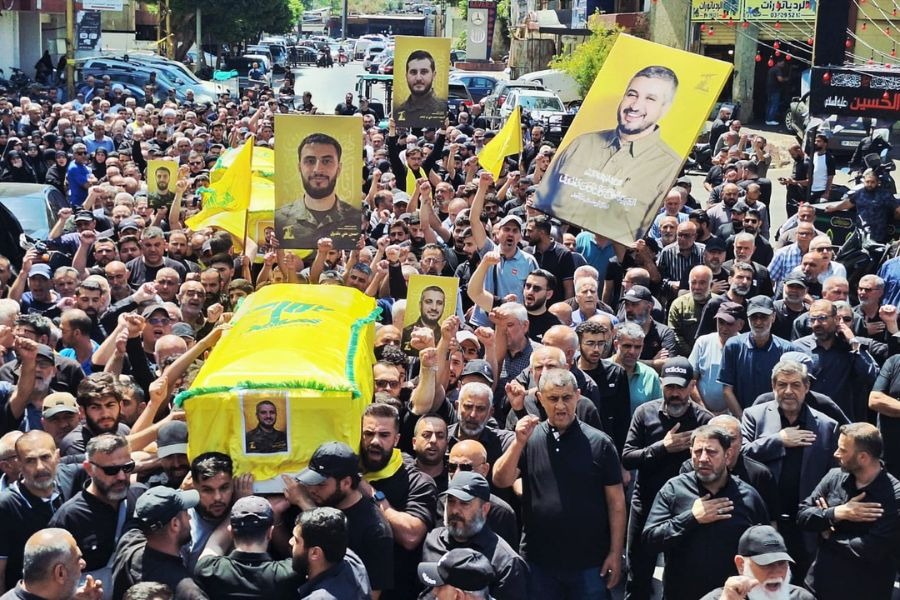بالصور| حزب الله شيّع ثلة من الشهداء في روضة شهداء المقاومة الإسلامية بالغبيري