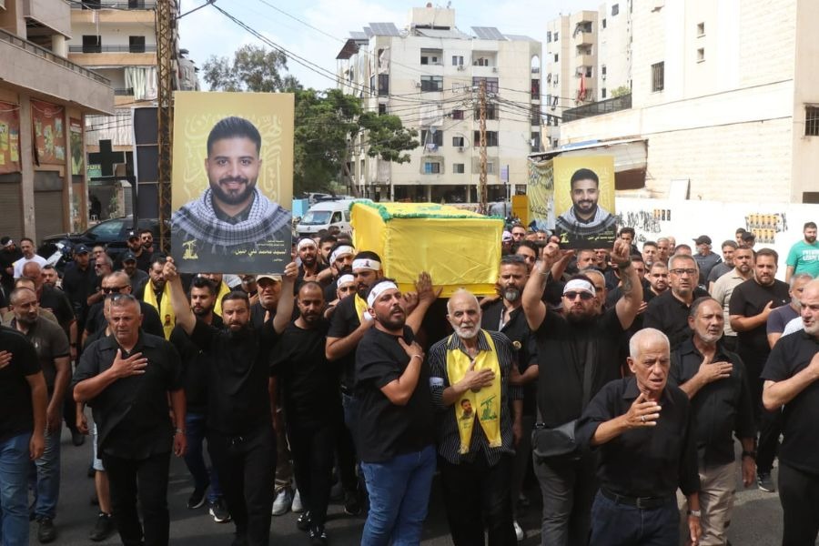 بالصور| حزب الله يشيع الشهيد محمد علي خليل في روضة 