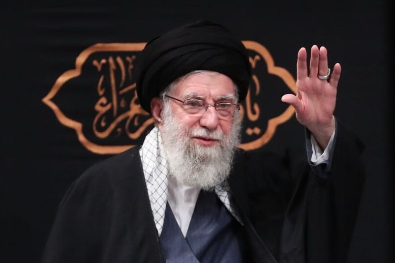 بحضور الإمام الخامنئي.. إحياء الليلة الأولى من مراسم العزاء لاستشهاد السيدة الزهراء 