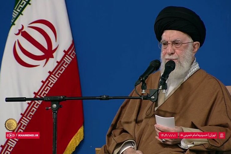  الإمام الخامنئي: الولايات المتحدة دعمت الفتنة في إيران