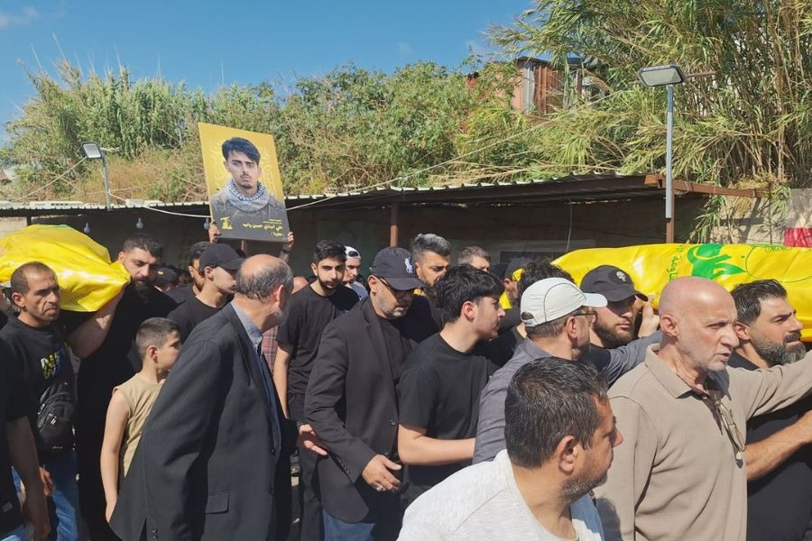 بالصور| حزب الله يشيّع الشهيدين عبد الهادي رباب وعلي رباب في روضة الصادق (ع) 