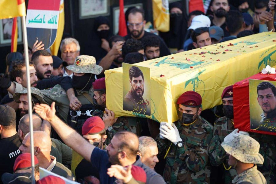 بغداد تودّع الشهيدين السيد حيدر الموسوي وأبو علي خليل بمراسم تشييع رسمية وشعبية مهيبة