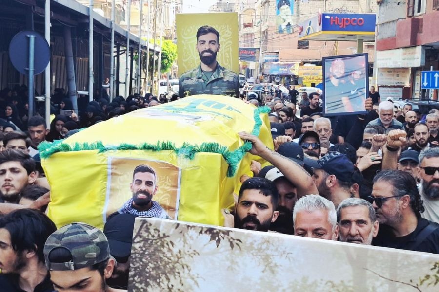 حزب الله وجمهور المقاومة يشيّعون الشهيد المجاهد علي حسين مونس في الغبيري