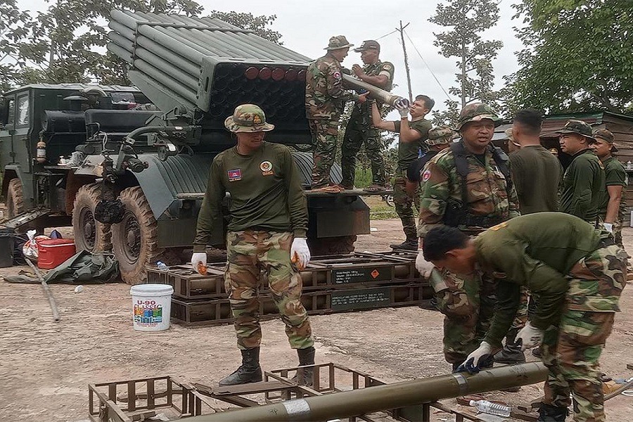 تايلاند تشن غارات جوية على مواقع كمبودية