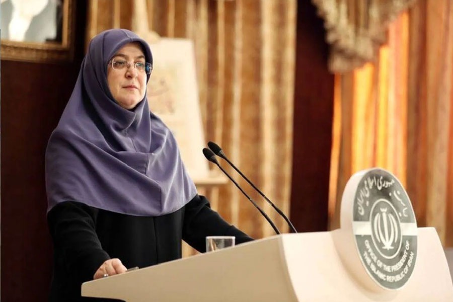 إيران تؤكد استعدادها للدفاع وتُبقي باب المفاوضات مفتوحًا