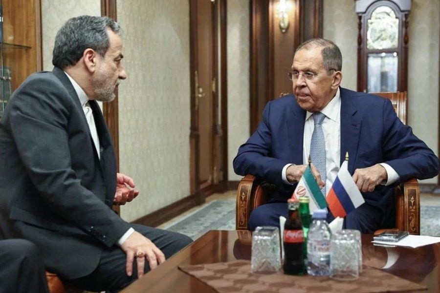 لافروف لعراقتشي: موسكو مستعدة لمواصلة التنسيق الوثيق مع طهران