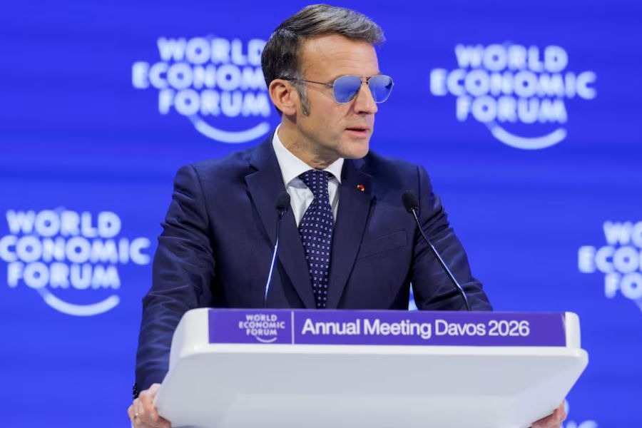 ماكرون ينتقد أميركا ويرفض إخضاع أوروبا ويدعو الصين للاستثمار