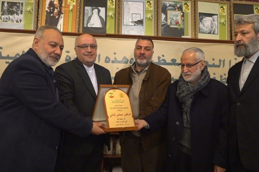 قيادة حزب الله في البقاع تكرّم السفير الإيراني