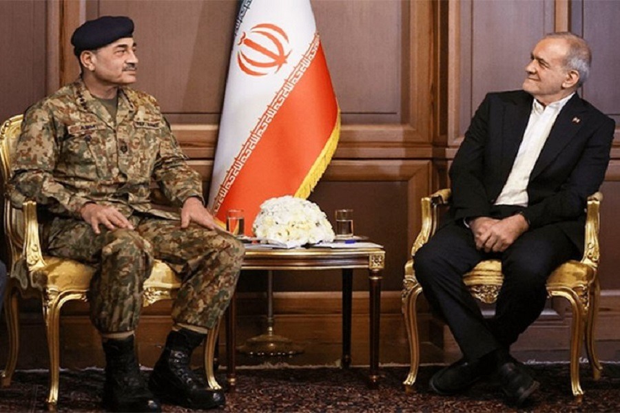 بزشكيان: نسعى لسلام واستقرار المنطقة ونؤكد حقوق شعبنا ضمن إطار القانون الدولي