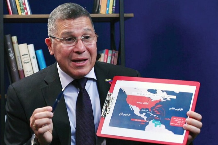 السفير الفنزويلي لدى إيران: 8 ملايين فنزويلي تطوّعوا للدفاع عن وطنهم   