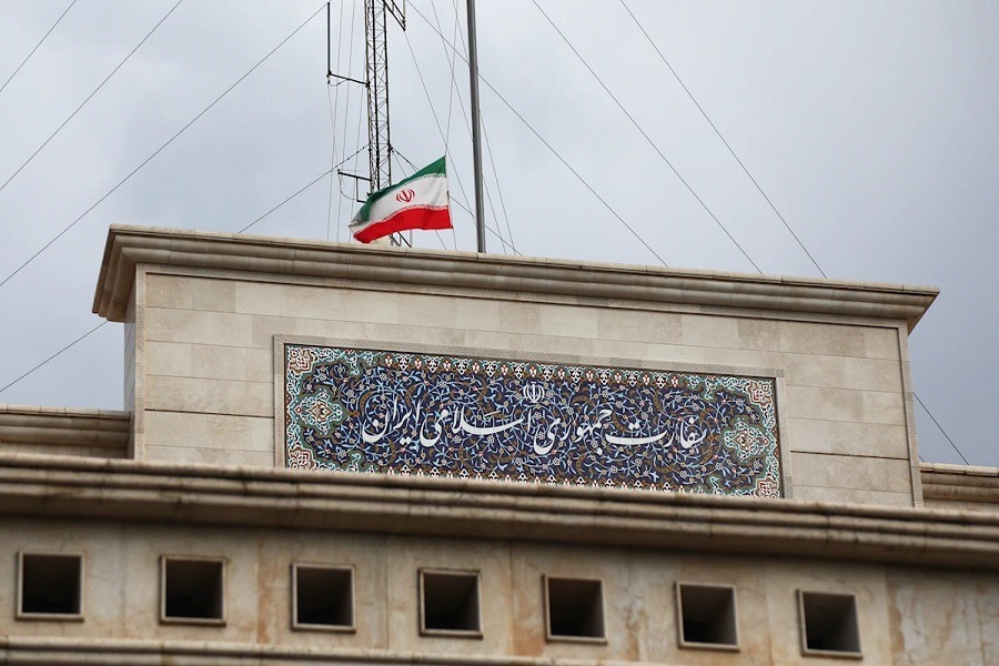 السعودية أمرت بطرد السفير الإيراني