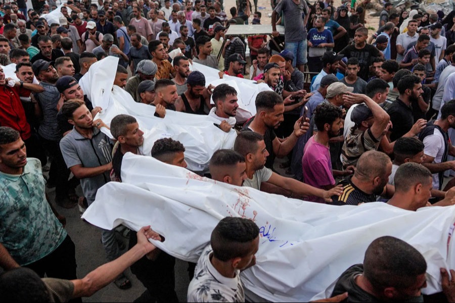 22 شهيدًا في غارات 