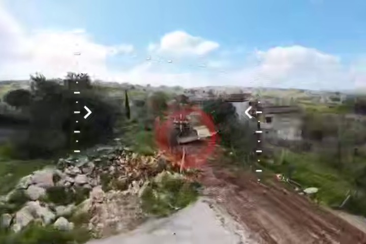فيديو| استهداف آلية هندسيّة لجيش العدو بين الطيبة ودير سريان بمحلّقة انقضاضيّة