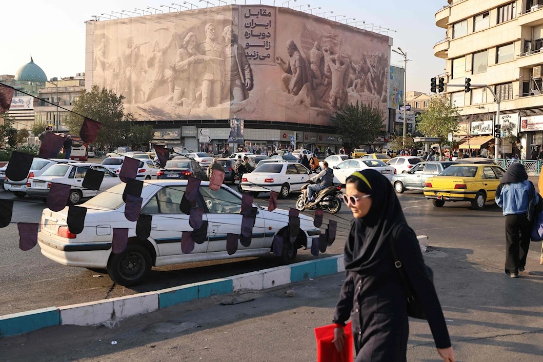 إيران تواصل مناوراتها: الاستعدادات للحرب جارية