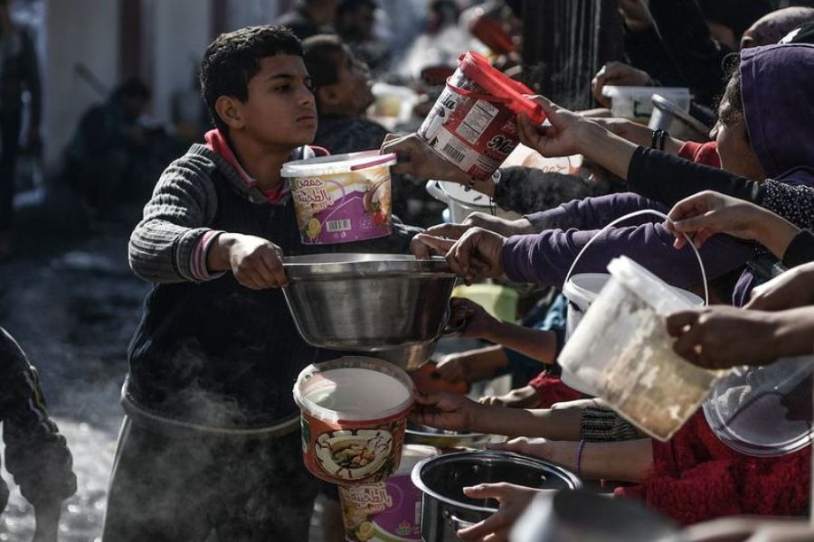 129 يومًا من الخروقات: قصف متواصل وأزمة إنسانية تُفاقم المأساة في قطاع غزة