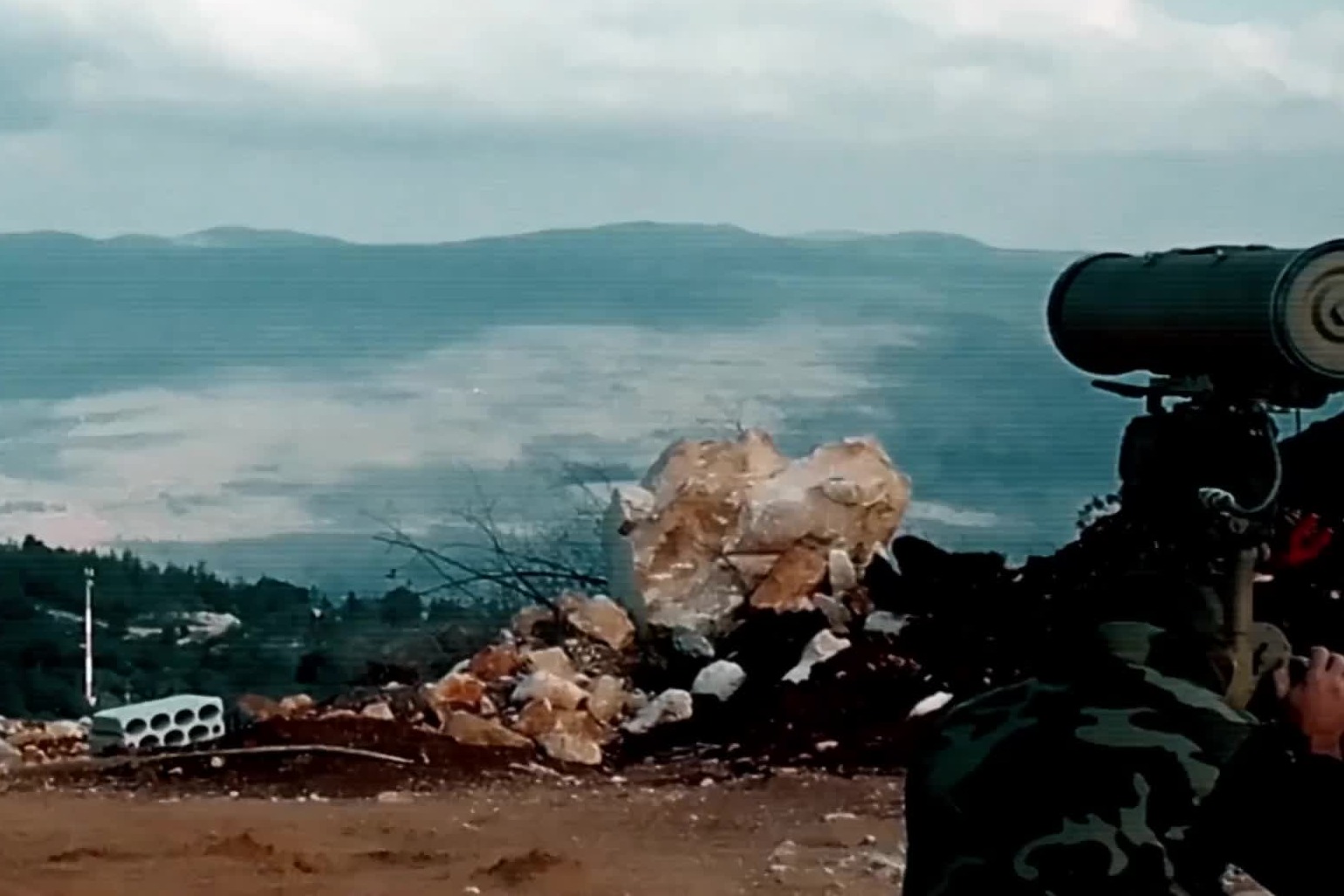 بين مطرقة الميدان وسندان واشنطن