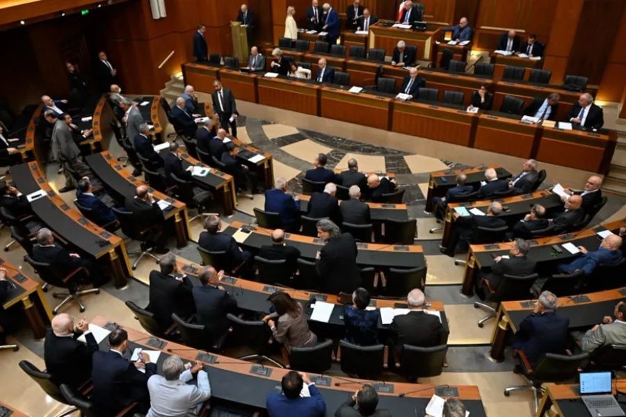 مجلس النواب يحاسب الحكومة: الانضباط المالي والكهرباء واتفاق الإطار تتصدّر المواجهة 