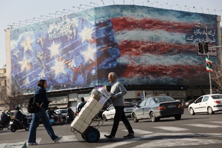 إيران تتحدى العدوان وجاهزة للمواجهة البرية وتواصل فرض معادلات الردع بشهر الحرب الثاني