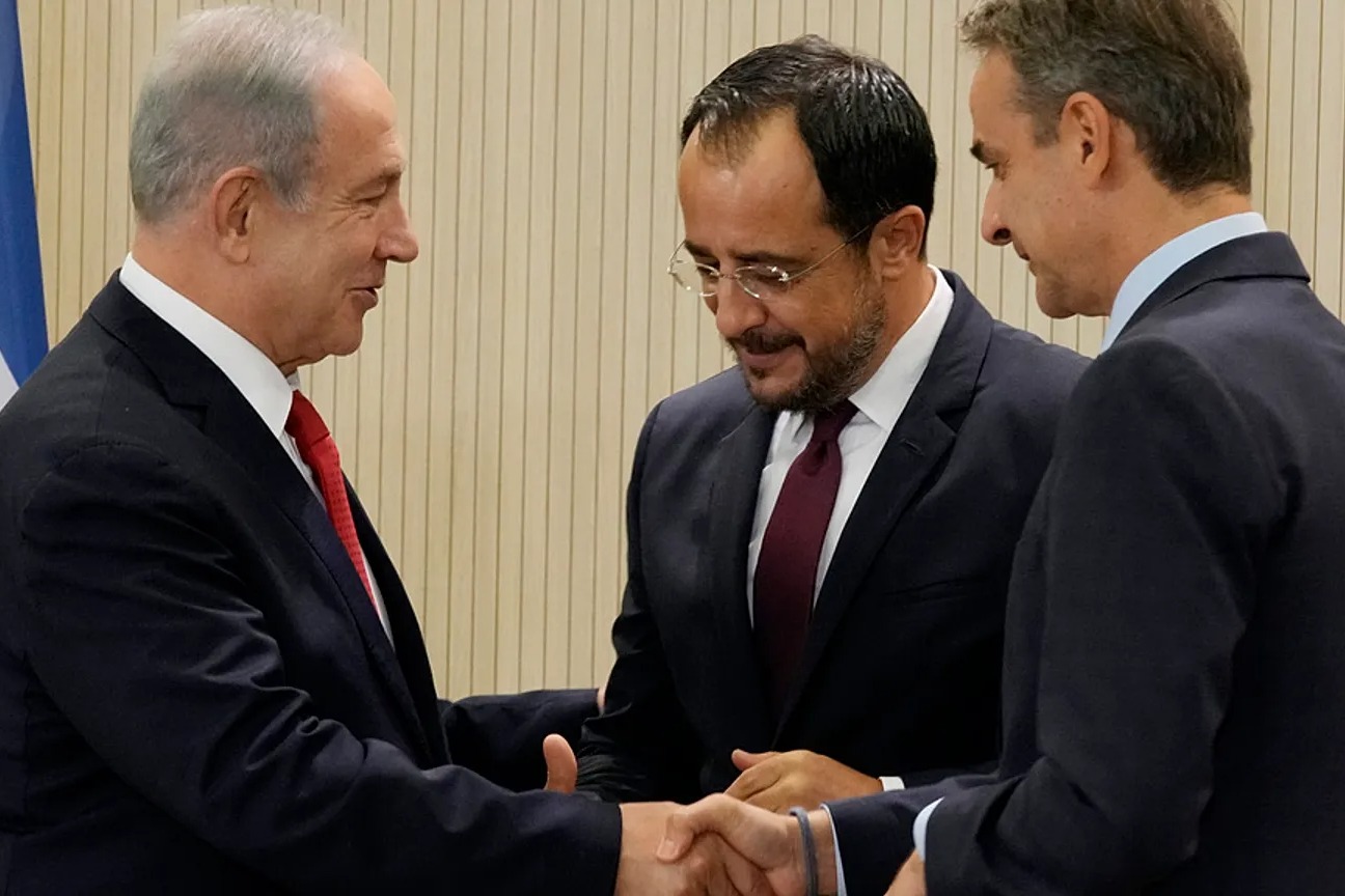 تحالف ثلاثي ضد أنقرة: نتنياهو يجمع اليونان وقبرص في مواجهة التهديدات التركية