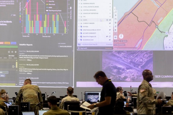 من غرفة عمليات 