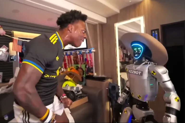 دعوى قضائية ضد يوتيوبر بعد تعرّض روبوت  للضرر في أثناء تصوير فيديو