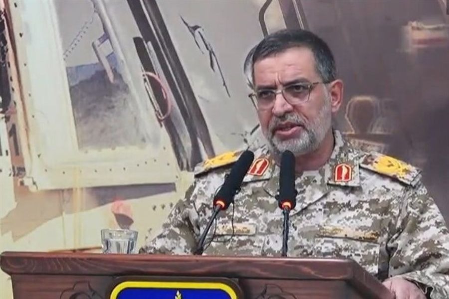 العمید نائيني: عطلنا مصفاة حيفا في الكيان الصهيوني بدفعتين من الصواريخ