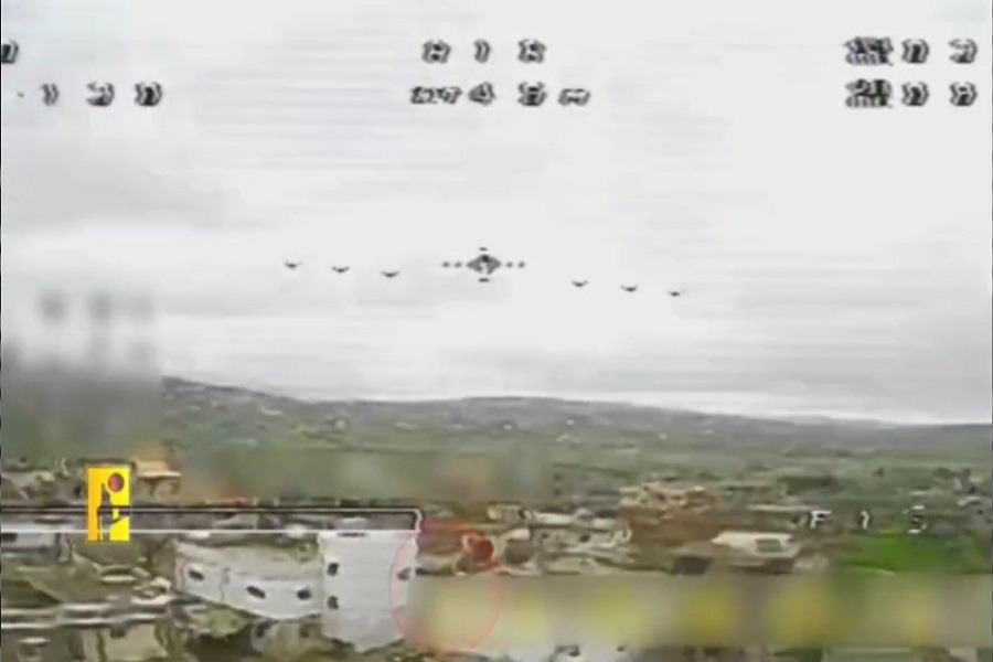 مشاهد من استهداف المقاومة الإسلامية دبابة 