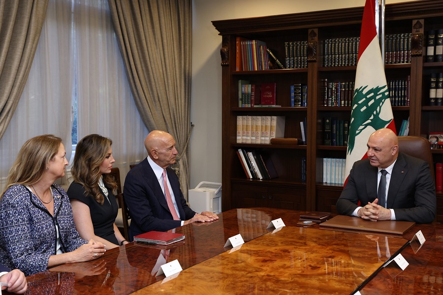 برّاك يستكمل من بعبدا الهجمة على سلاح المقاومة