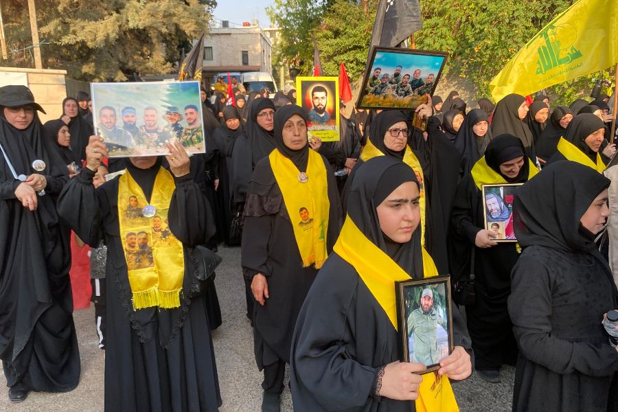 بالصور| مسيرة للهيئات النسائية في سحمر بأربعين الإمام الحسين
