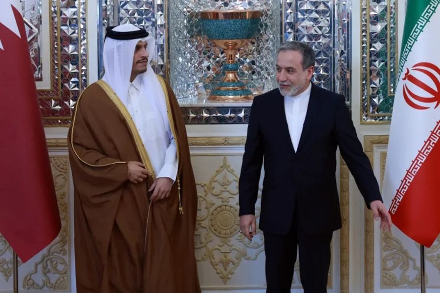 عراقجي يستقبل نظيره القطري في طهران