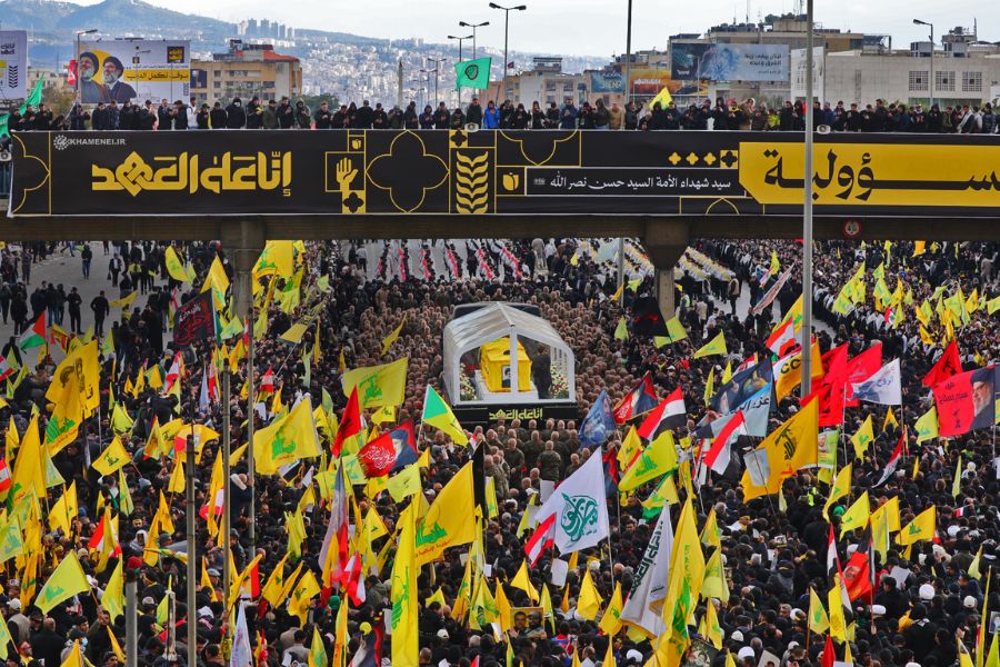 عامان على اغتيال السيد نصر الله: هل تغيّرت العلاقة بين حزب الله وجمهوره؟