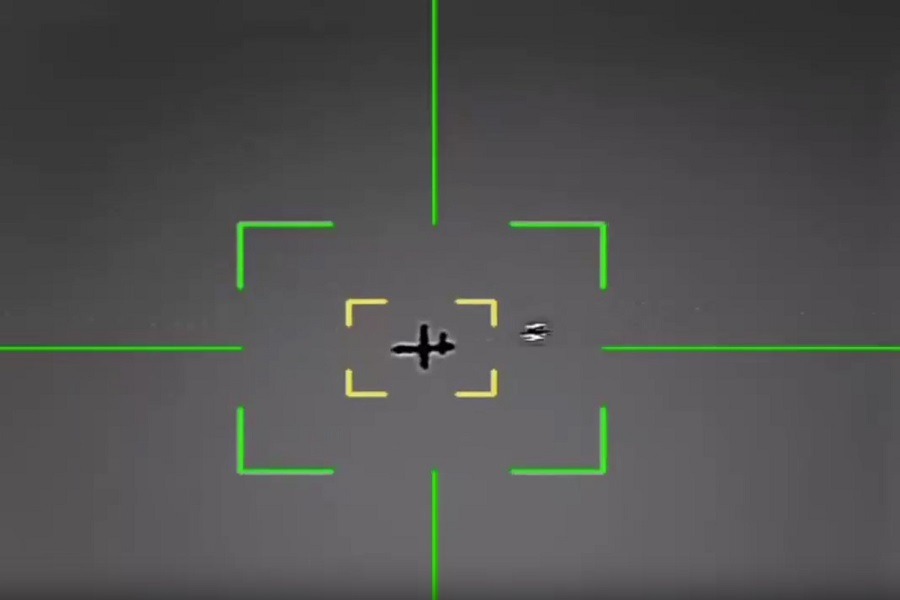 لحظة إصابة القوات المسلحة الإيرانية لطائرتين أميركيتين من طراز MQ9 في سماء أصفهان الل