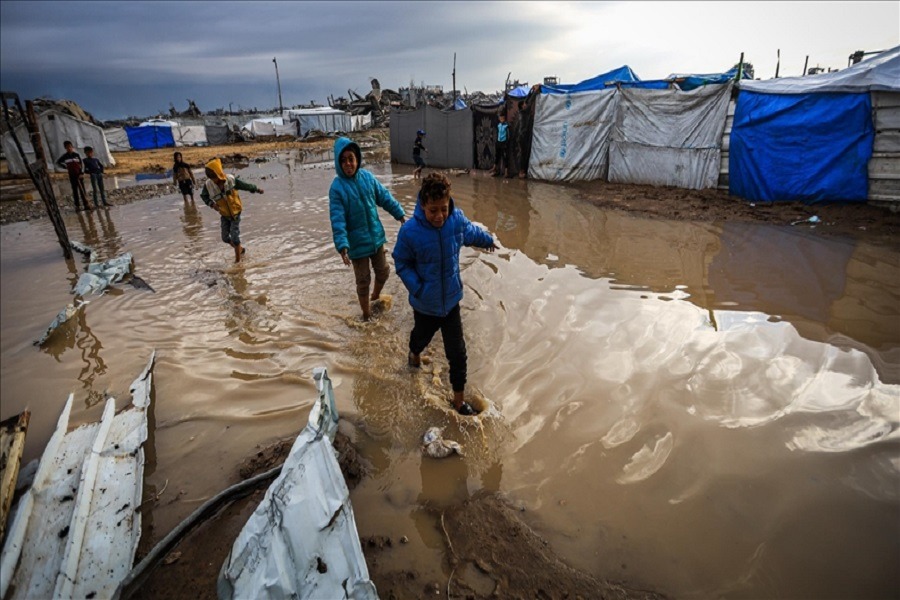 الأونروا: لإزالة القيود عن دخول المساعدات الإنسانية إلى غزة لتخفيف معاناة الفلسطينيين