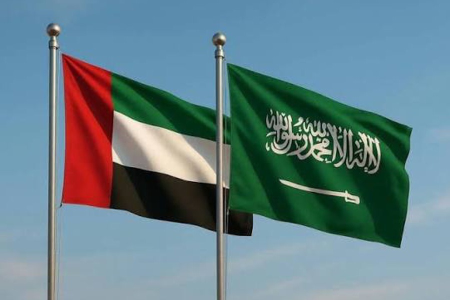 تقرير لبلومبرغ: تصاعد التوتر بين السعودية والإمارات يثير قلق المؤسسات المالية العالمي