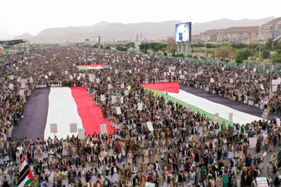 مسيرات حاشدة ووقفات بصنعاء.. ثبات مع غزّة وجهوزية في مواجهة العدوان