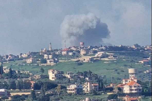 غارات وتفجير منازل في الجنوب.. العدو يواصل خروقاته لليوم الرابع