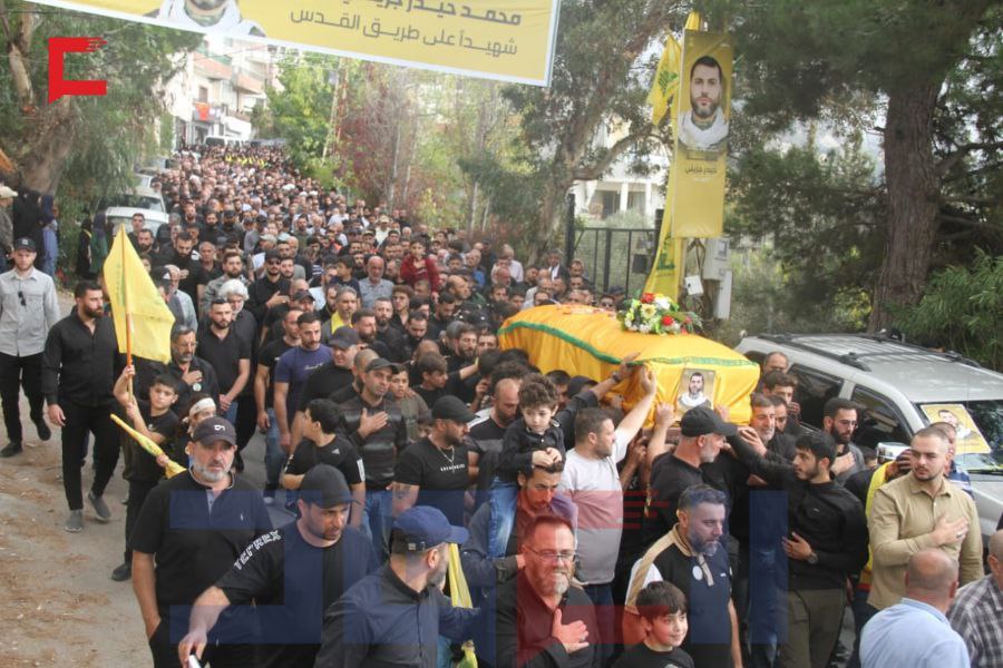 حزب الله وأهالي عين بوسوار شيّعوا الشهيد المجاهد محمد حيدر جزيني 