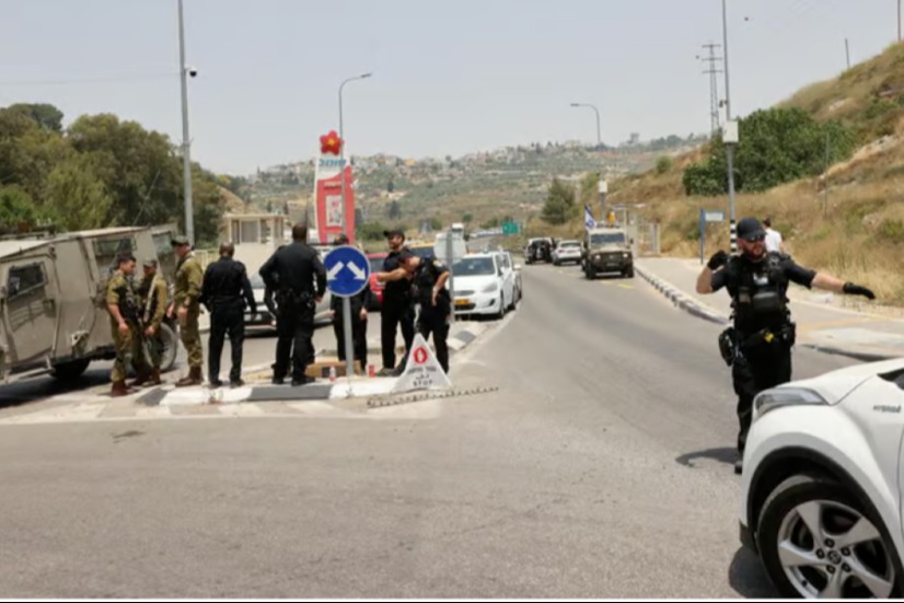 اشتبهوا بأنه فلسطيني.. جيش الاحتلال يُطلق النار على مستوطن