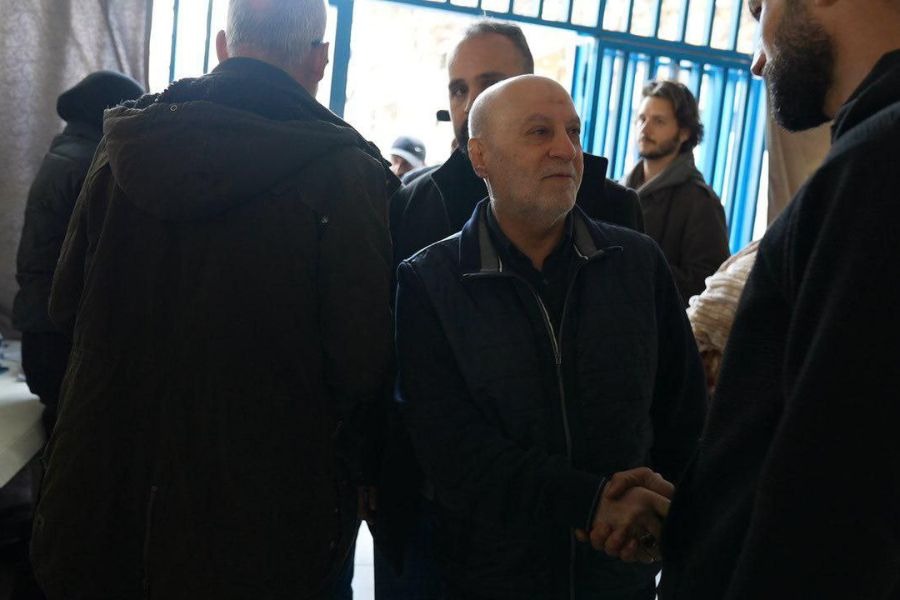 شري خلال جولته على عدد من المدارس التي تضم نازحين: الميدان هو الذي يحدد كلمة الفصل