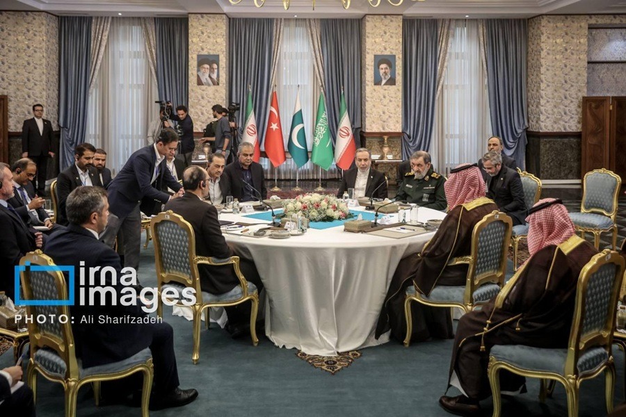 الاجتماع الرباعي .. تحوُّل في الحسابات الإقليمية والرهان على القوة ضد إيران  