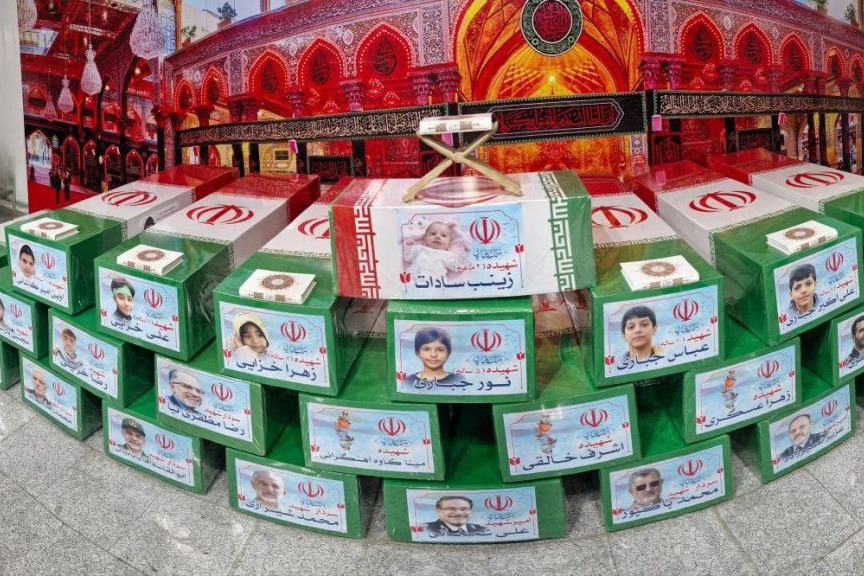 تشييع مهيب للقادة الشهداء في العدوان 