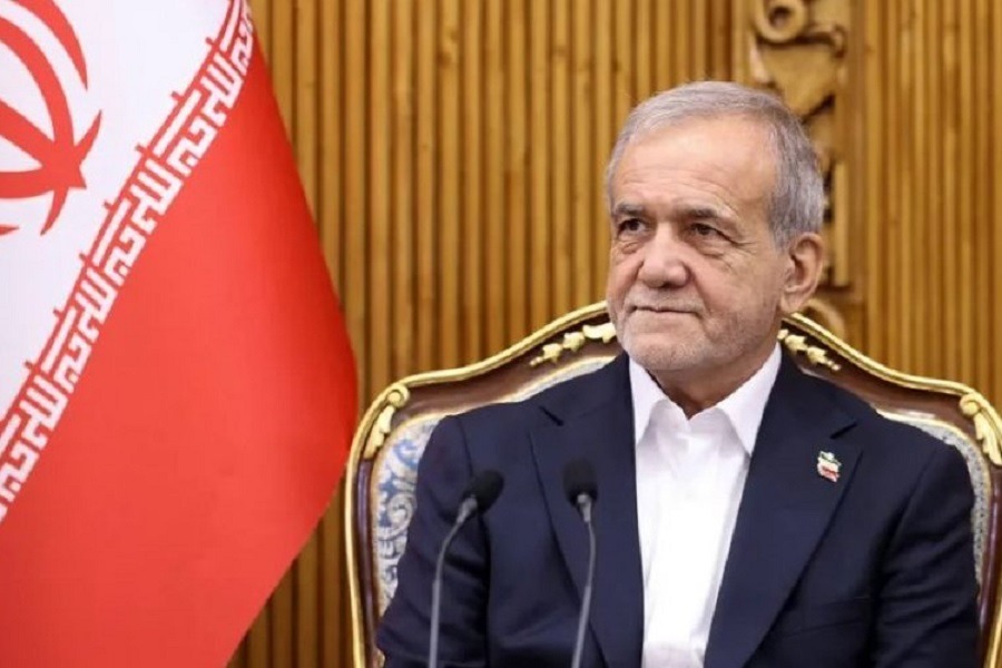 رسالة من الرئيس الإيراني إلى قادة الدول الصديقة والمجاورة