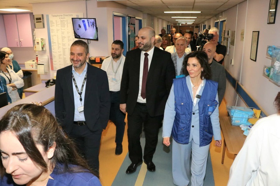 ناصر الدين تفقد مع المفوضة الأوروبية لإدارة الأزمات الأطفال الجرحى في 