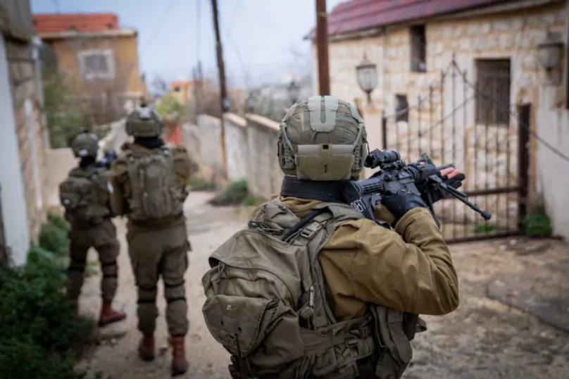 بعد جرائم القتل والتدمير.. جنود الاحتلال ينهبون ممتلكات الجنوبيين في لبنان